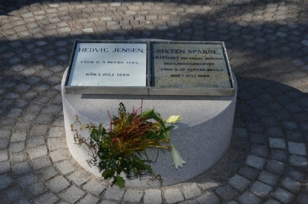 Renovering af mindesten